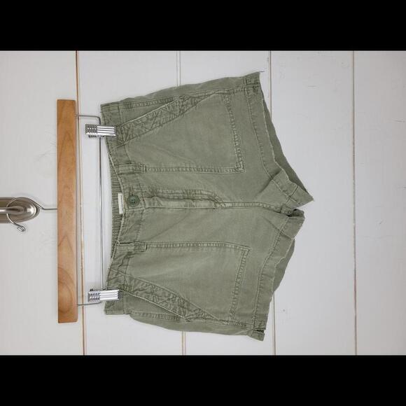 Aerie XS army green distressed chino shorts - Picture 1 of 4